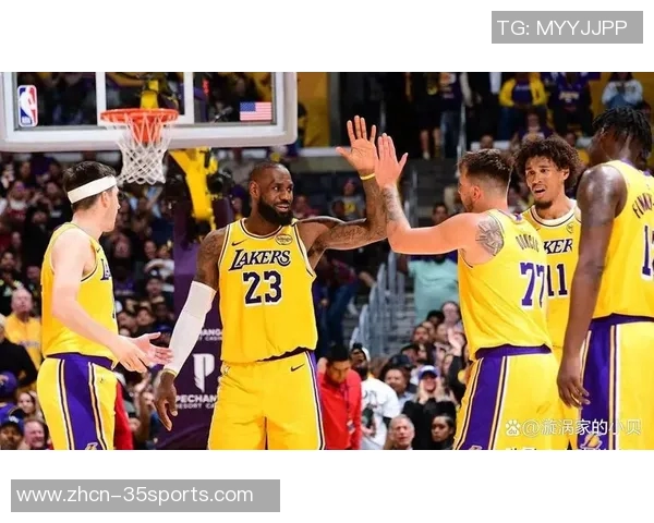 尼克斯与湖人精彩对决高清回放全场集锦分析与球员表现点评
